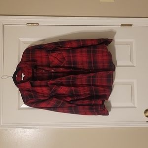 Maurices Size 0X red & black flannel shirt